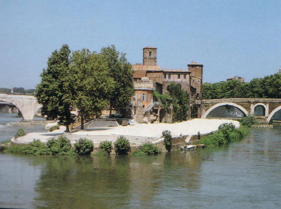 Passeggiata autunnale  sul Tevere: dall’isola Tiberina al Ghetto Ebraico 2/11 ore 16