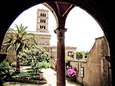 L’Abbazia greca di San Nilo a Grottaferrata  27/5 h16:30