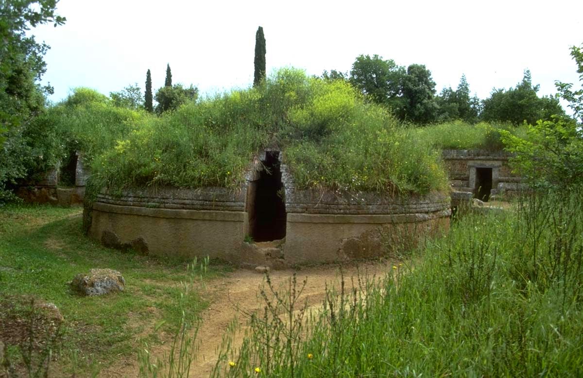 La necropoli etrusca  della banditaccia a Cerveteri domenica 19/11 h 10:00