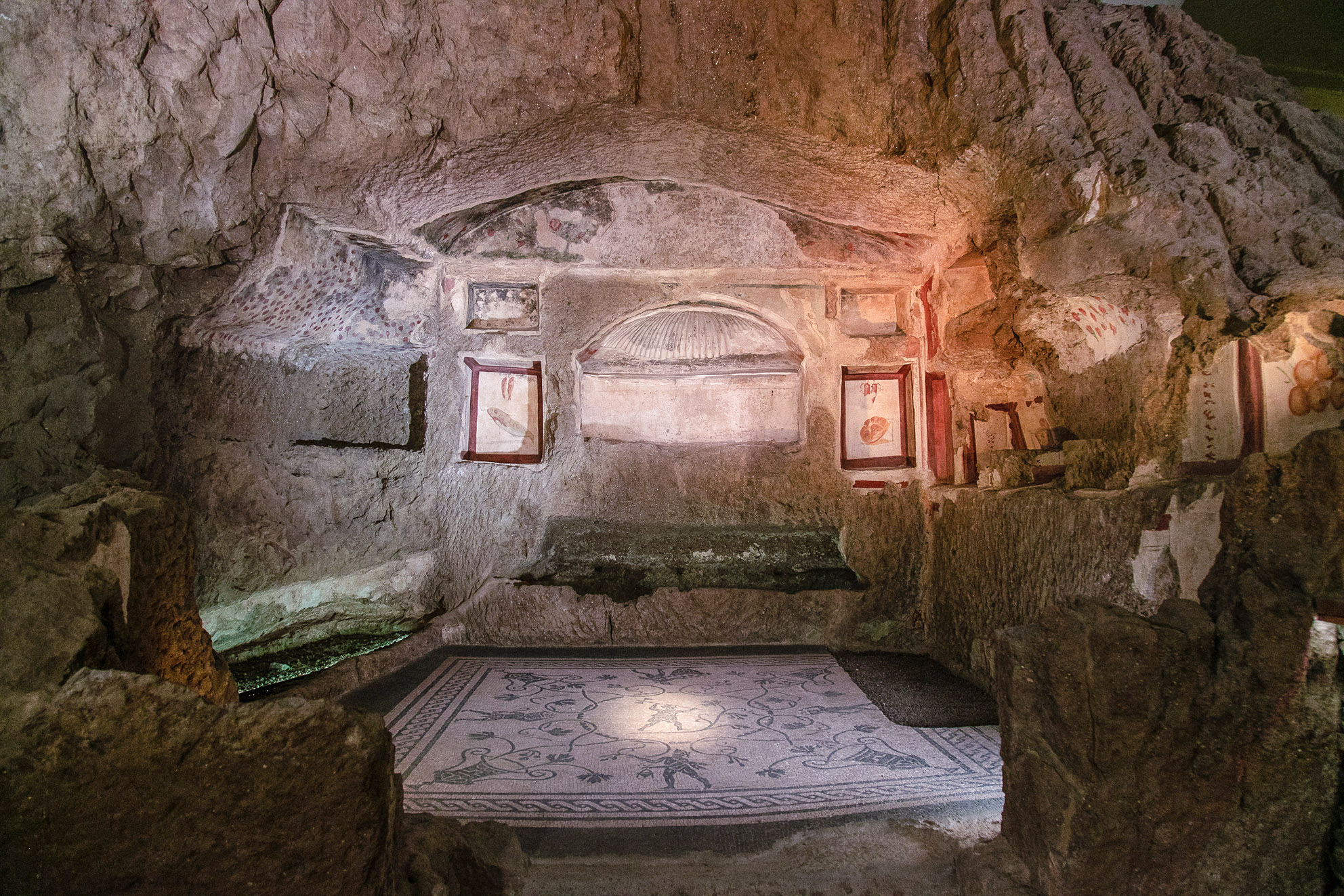 Le Tombe dipinte della Necropoli portuense domenica 28/04 ore 10:30