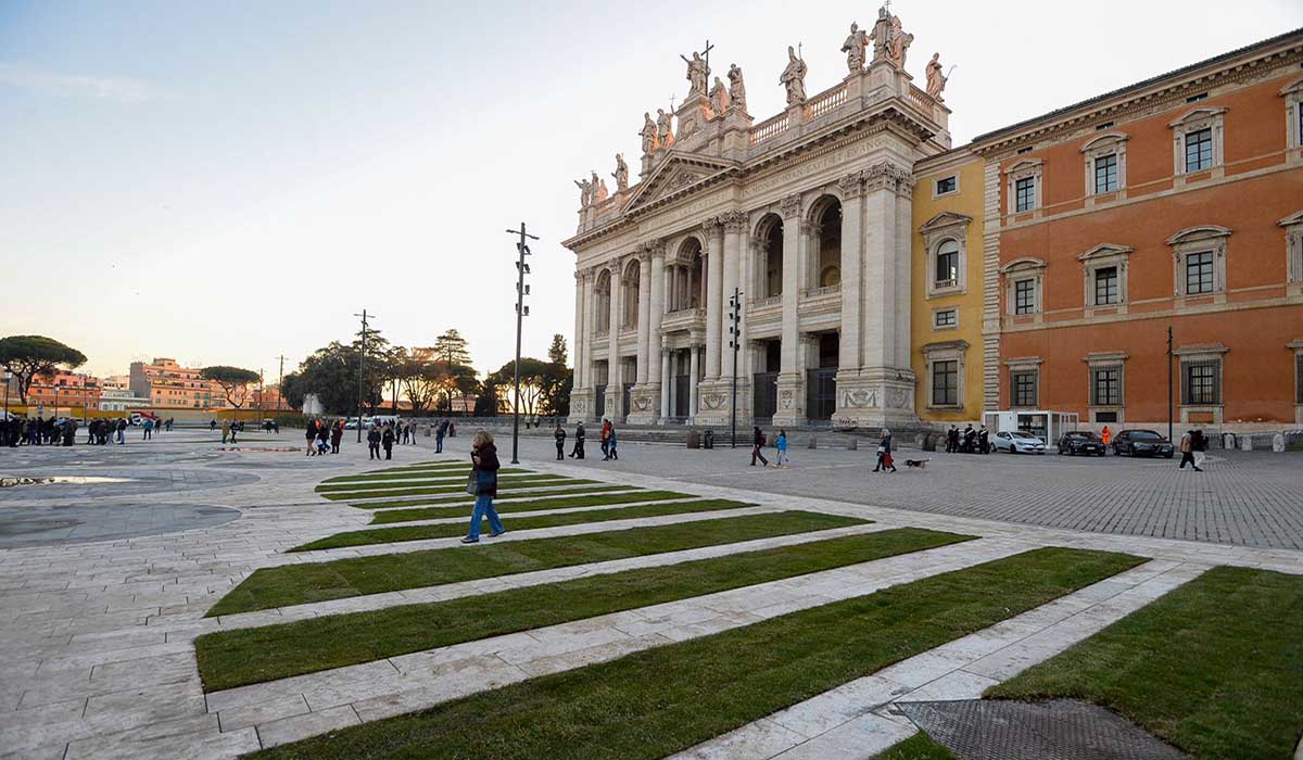 San Giovanni in Laterano: la Basilica Papale e il Chiostro medievale 21/03 ore 15;15